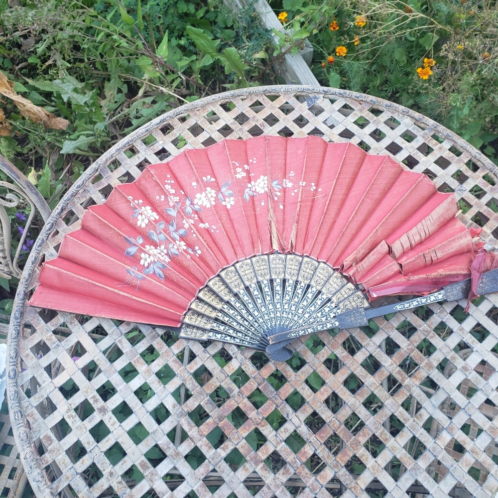 1920'S Vintage red silk oriental fan-PM2